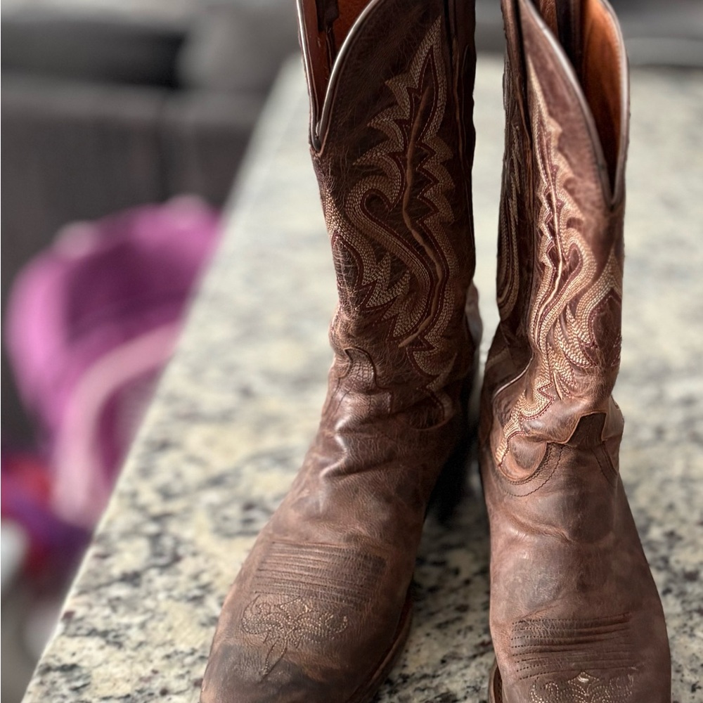 Lucchese Brown Heeled Boots with Decorative Stitching